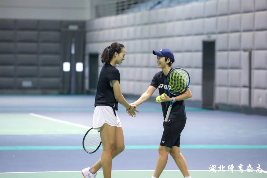 王楚钦战胜张本智和 挺进WTT重庆冠军赛决赛.