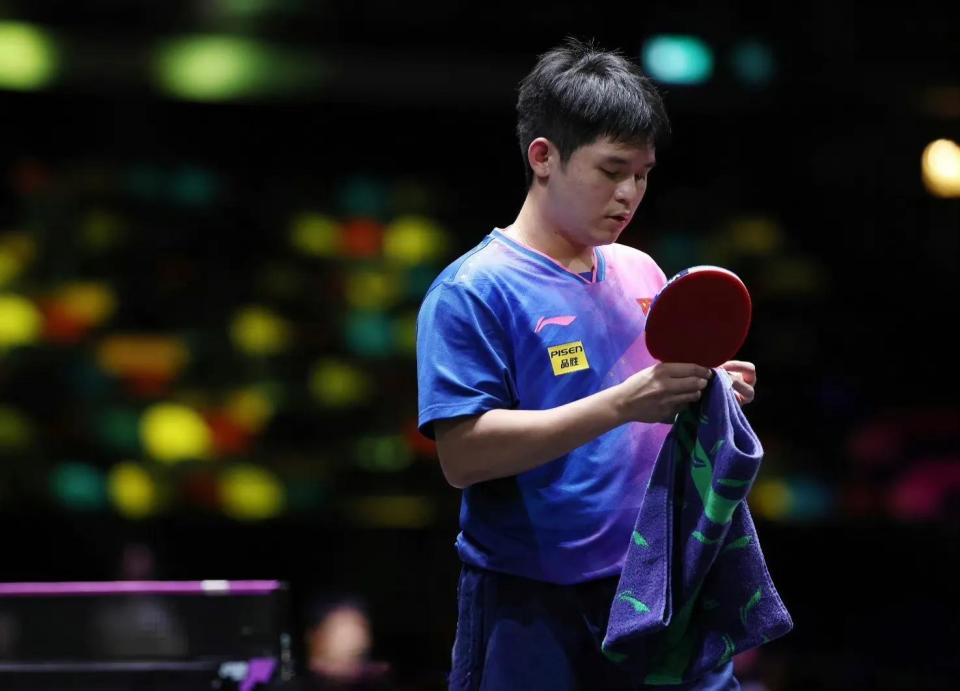 背靠背夺冠！冯彦哲／黄东萍2-1击败蒋振邦／魏雅欣 获马来西亚大师赛混双冠军