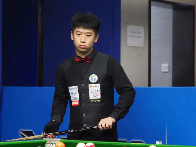 板滑雪界的 板滑雪界的